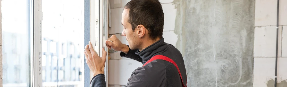 Emergency Cracked Windows Repair Services in Golden Glades, FL