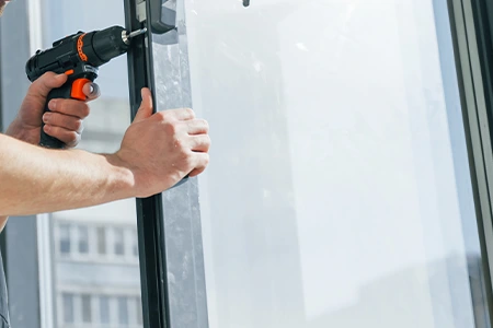 Residential Window Glass Repair in Golden Glades, FL