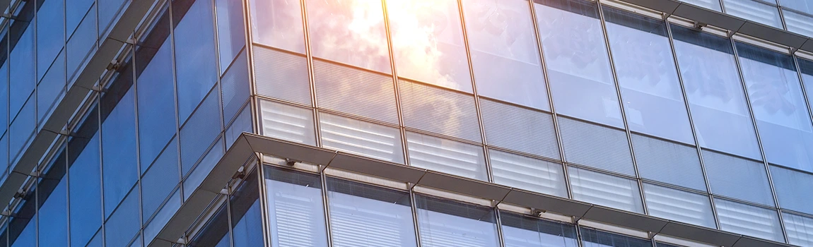 UV-Resistant Glass Experts in Golden Glades